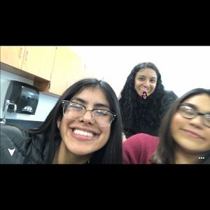 Meet your Posher, Evelyn